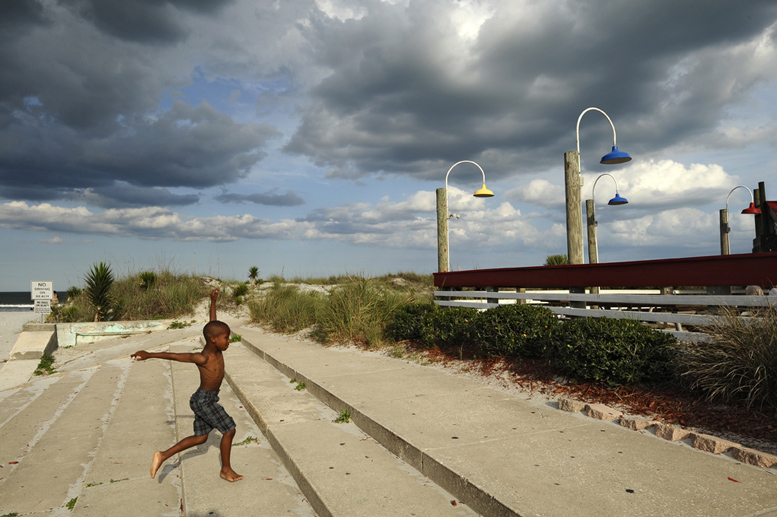 György Gáti: Boy on the Beach - 2012, Jacksonville György Gáti: Boy on the Beach - 2012, Jacksonville