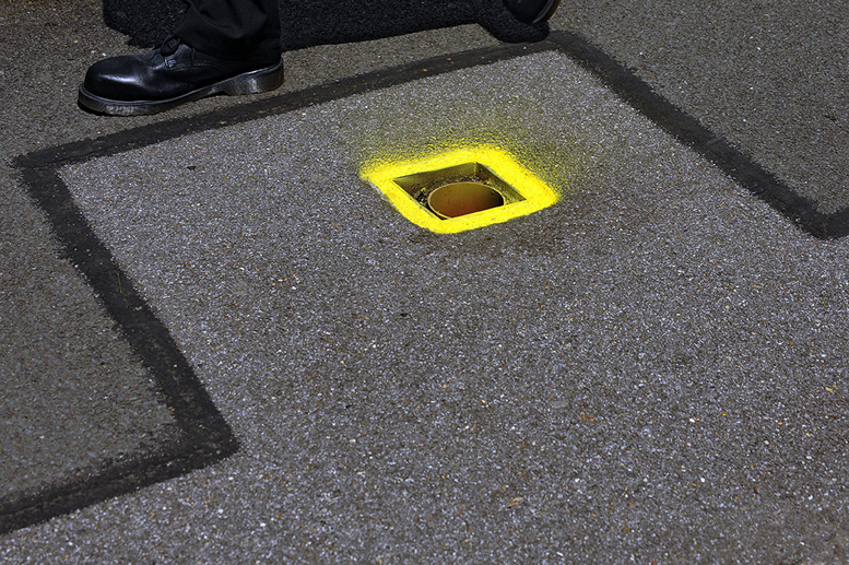 Gáti György: Sárga Lyuk / György Gáti: Yellow Hole - Harrow, London, 2011 Gáti György: Sárga Lyuk / György Gáti: Yellow Hole - Harrow, London, 2011